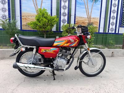 Honda 125 Brand New Condition