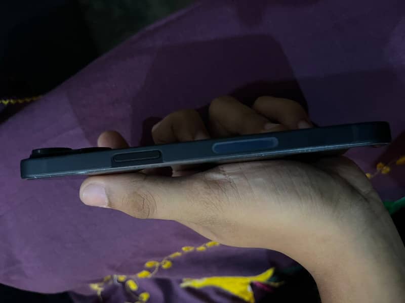 Apple iPhone 14 4