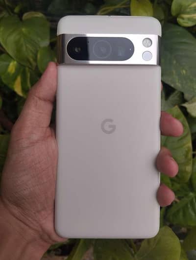 Google Pixel 8 Pro