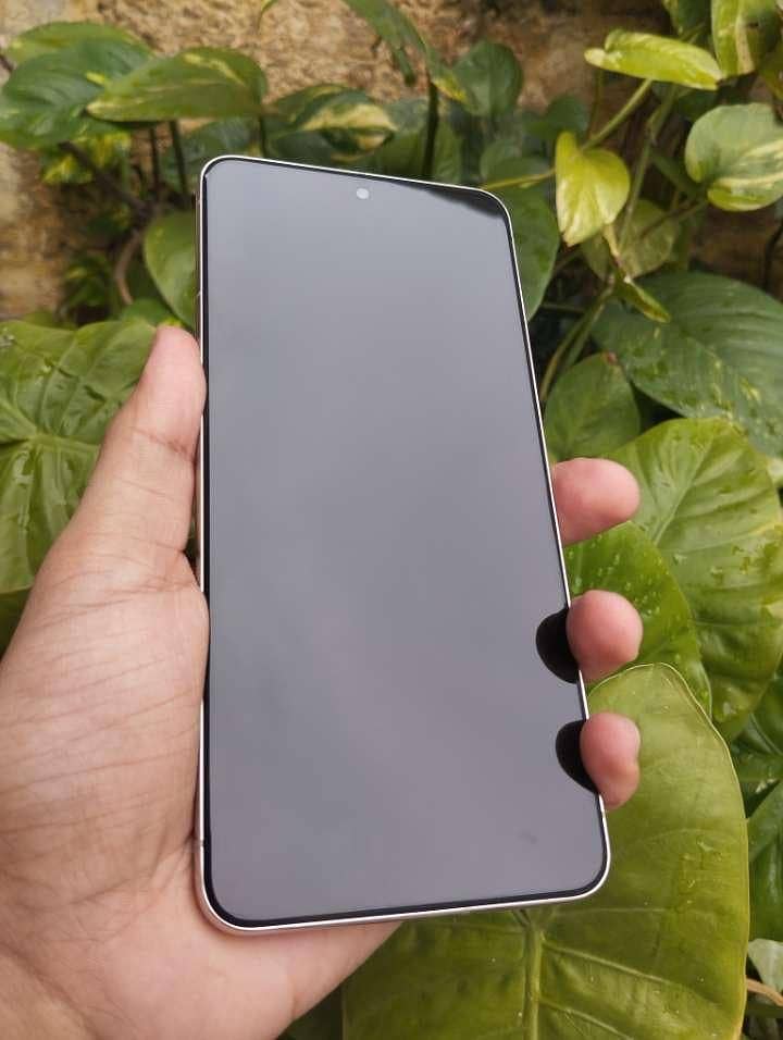 Google Pixel 8 Pro 9