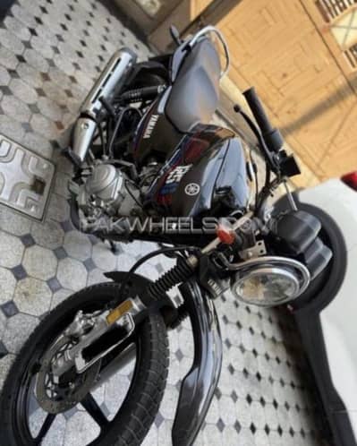 YBR 125 G