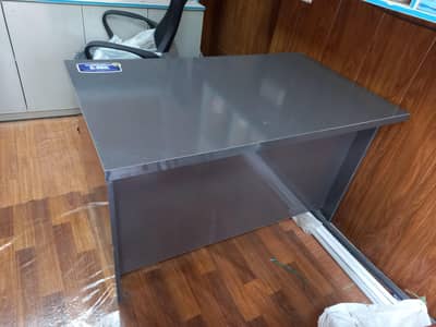 office tables for sale and other office stuff chairs etc