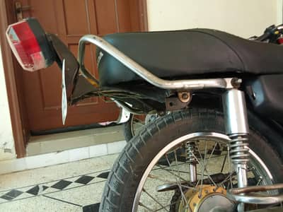 125 bracket and original back mudguard
