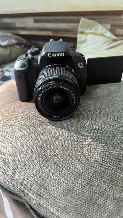 Canon 700D dslr camera touch screen display 03025271768 WhatsApp