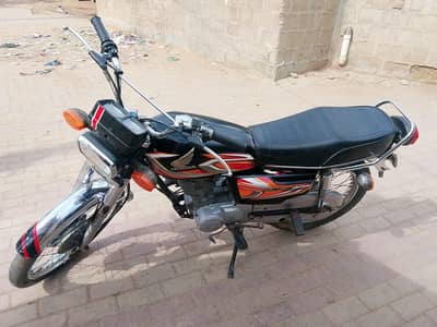 Honda 125c(( 03121155979))