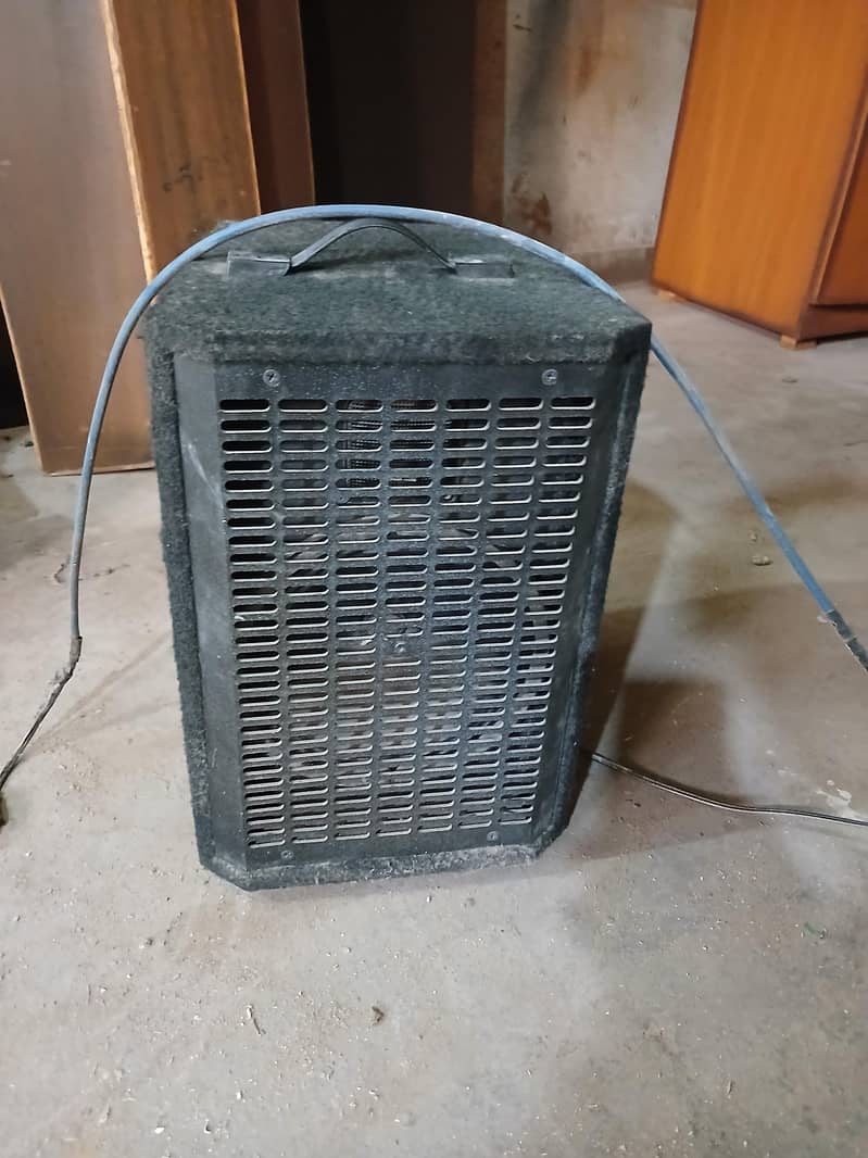 Eagle Speaker 0