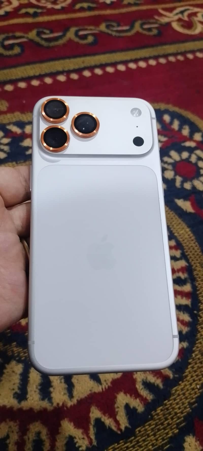 Apple iPhone 17 Pro Max 4
