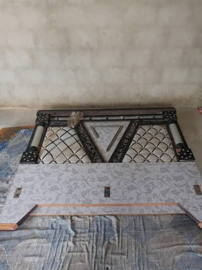 Furnitures