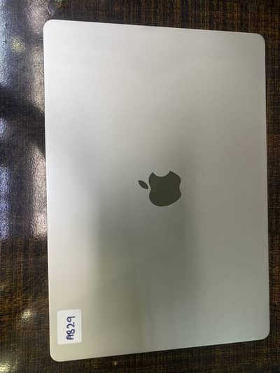 MACBOOK AIR M2 15”