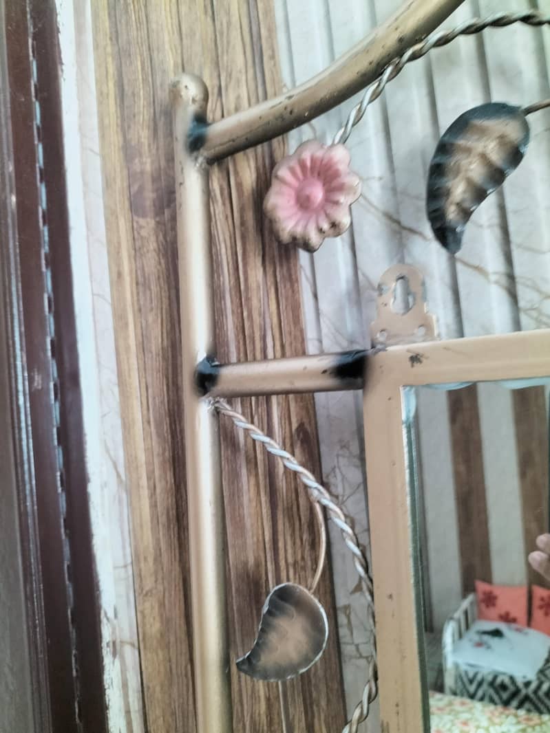 dressing table 2