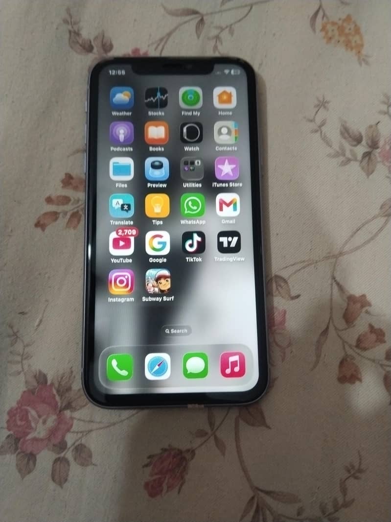 Apple iPhone 11 6
