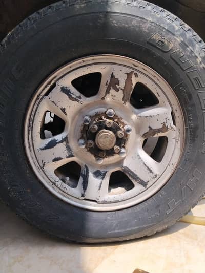 old 4×4 rims size R15