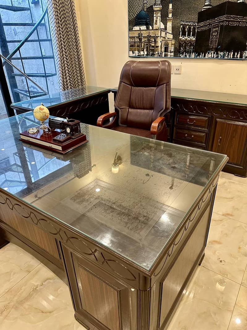 Executive office table set Complete. 2