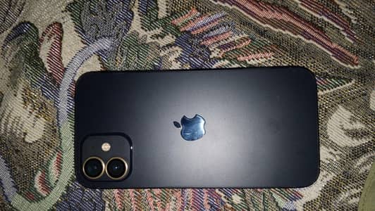 Apple iPhone 12