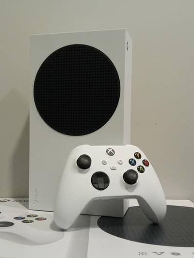 Xbox Series S 512GB with Box