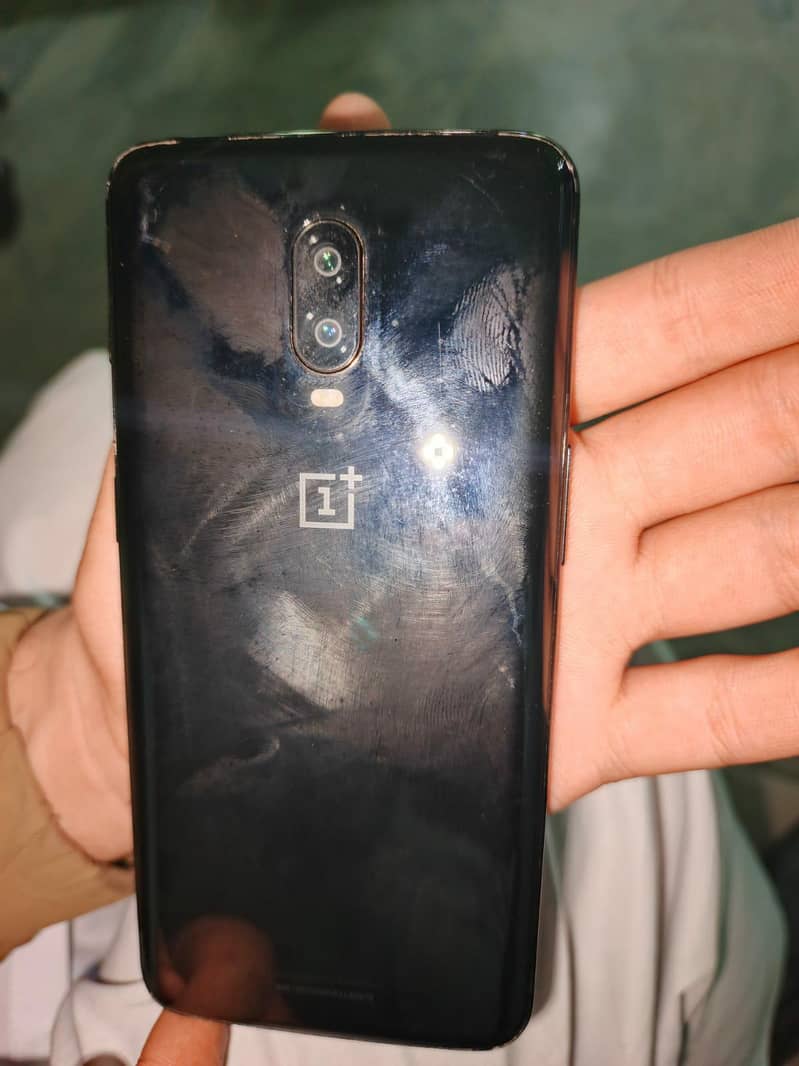One Plus 6T 3