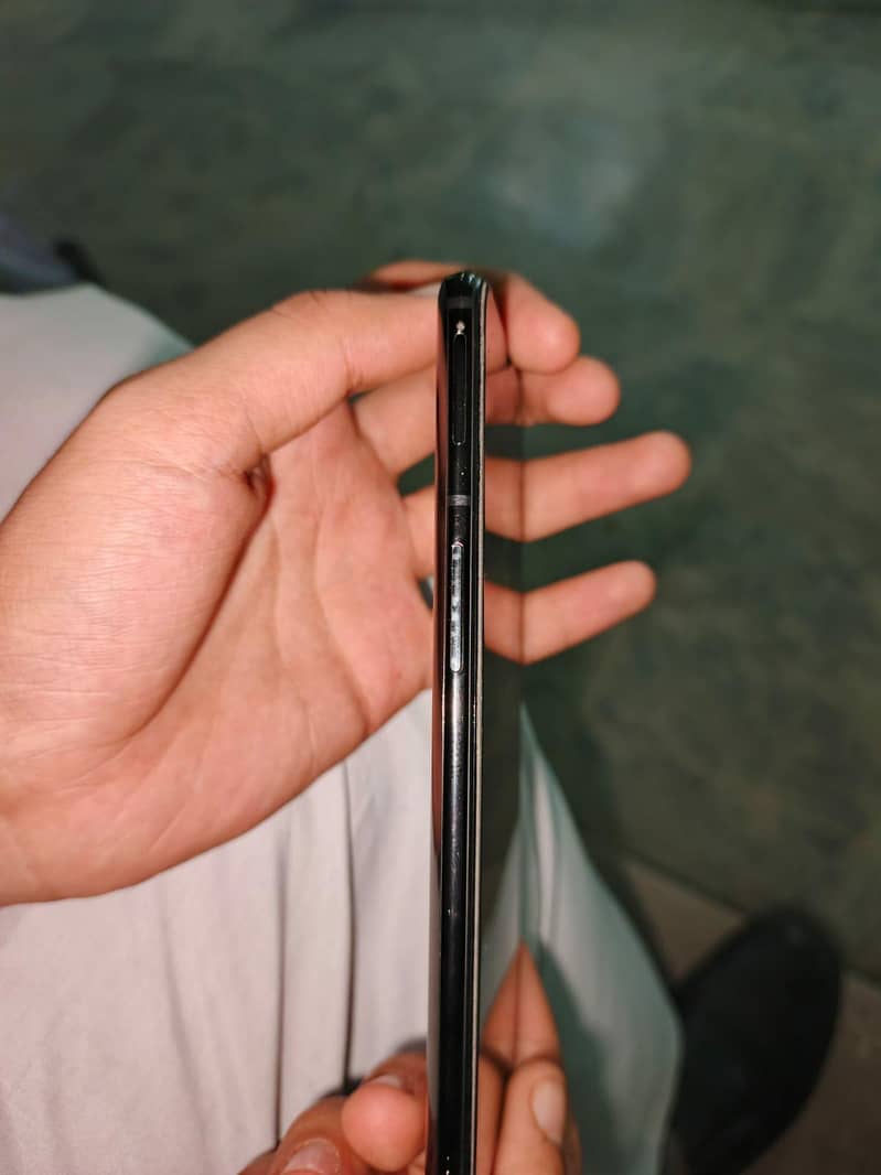 One Plus 6T 4