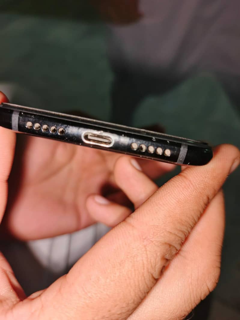 One Plus 6T 5