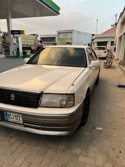 Crown royal saloon 1997