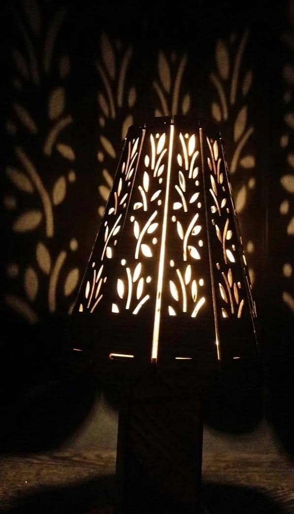  Rustic Wooden Leaf Pattern Table Lamp  2