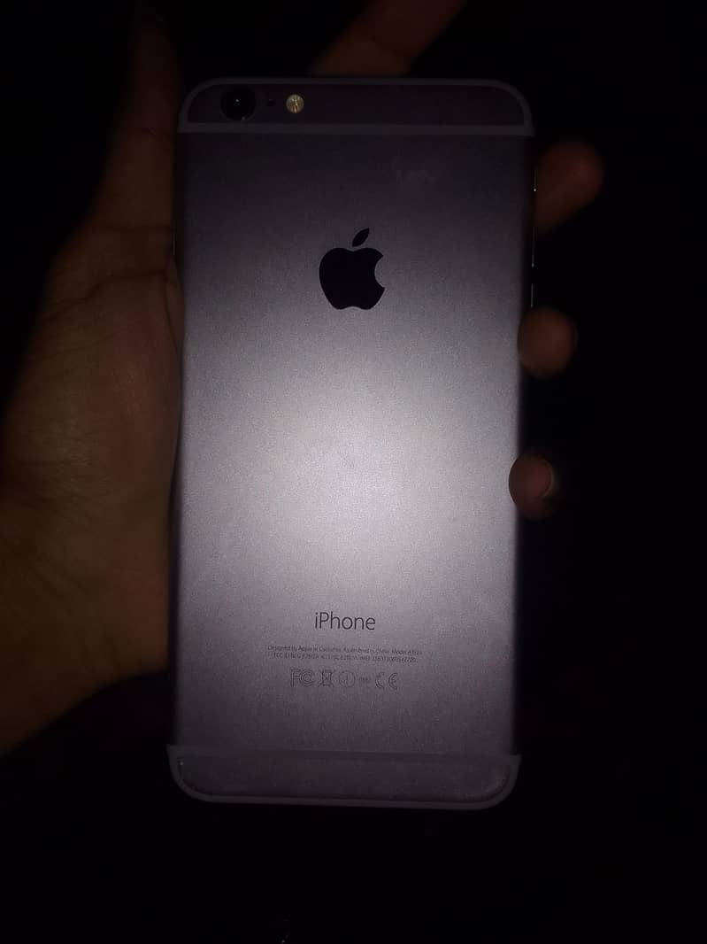 Apple iPhone 6 Plus 2