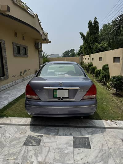 Nissan Sunny 2006