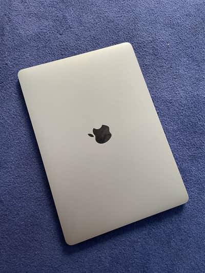 Mackbook Pro 2017 core i7