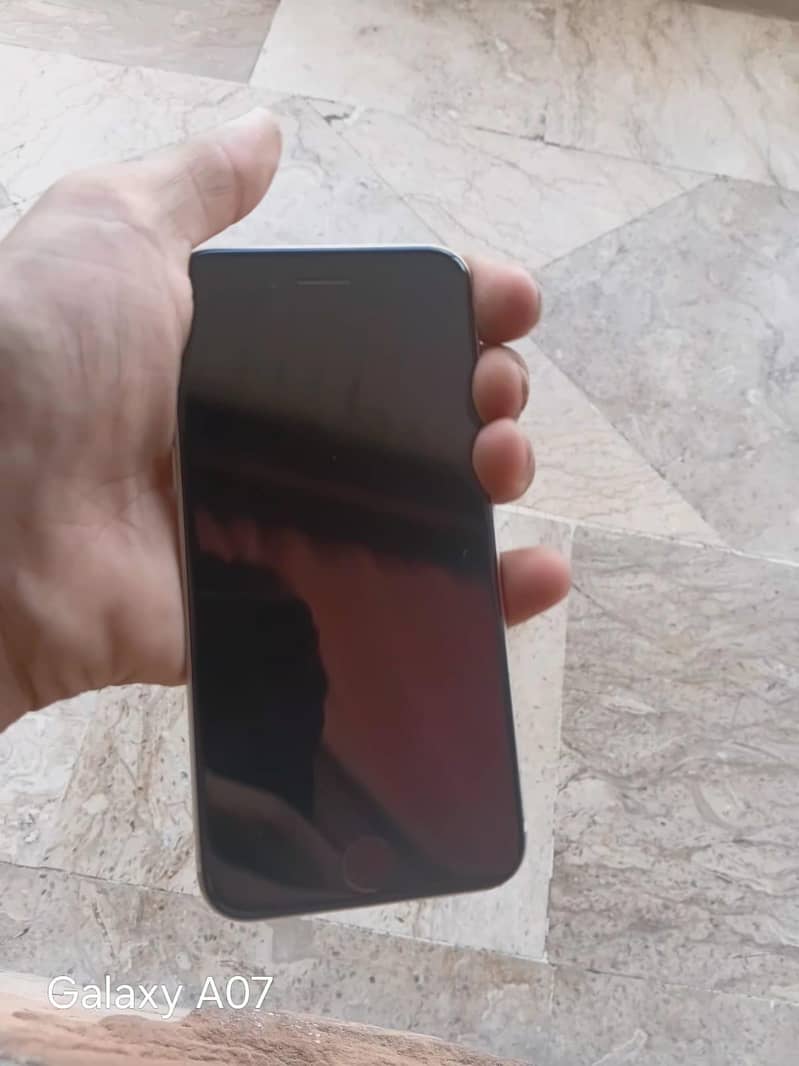 Apple iPhone SE 1