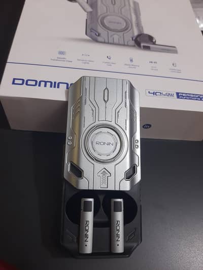 Ronin Dominator R-7035 Gaming Earbuds – 10/10 Condition