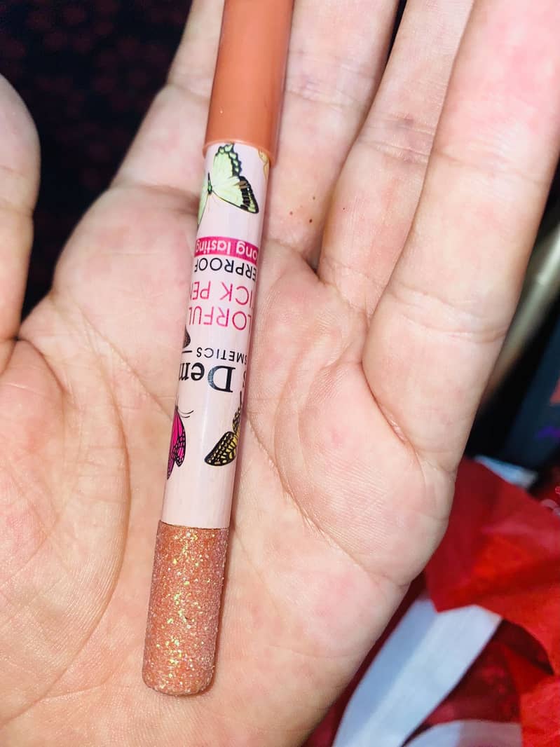 Makeup material 1