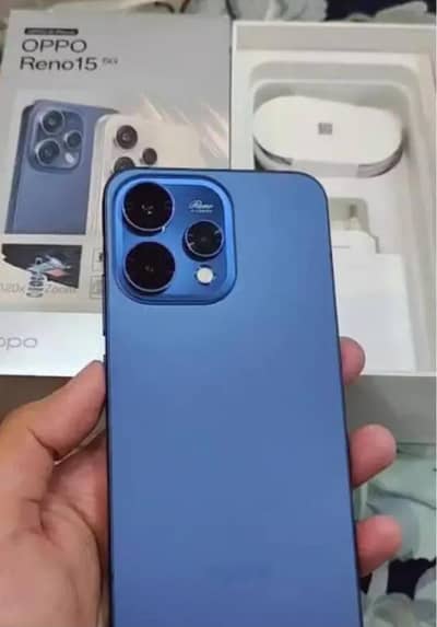 OPPO Reno 15