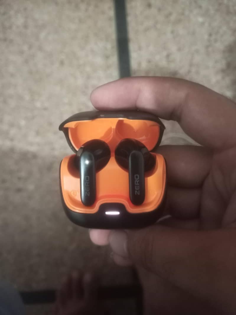 zero Bluetooth outclass 0