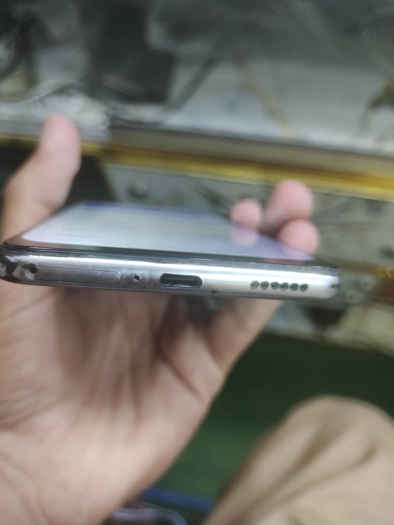 Tecno CAMON 40 1