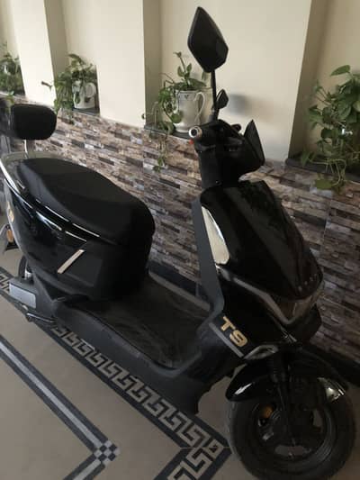 Electric scooty for sale