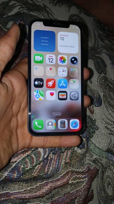 Apple iPhone 12