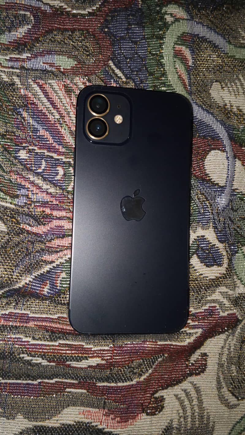 Apple iPhone 12 2