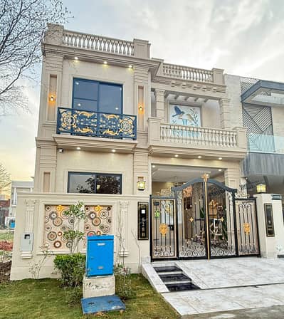 Luxury 5 Marla Home Offering Comfort, Style & Convenience