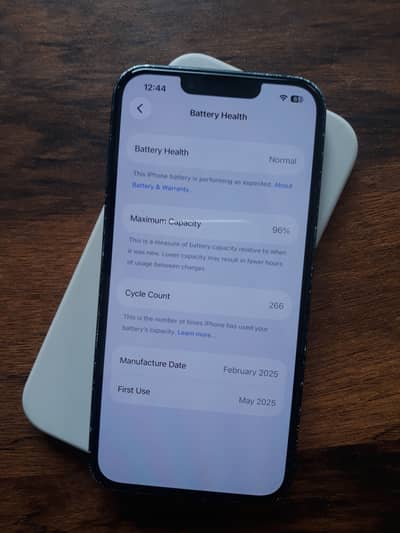 Apple iPhone 16e