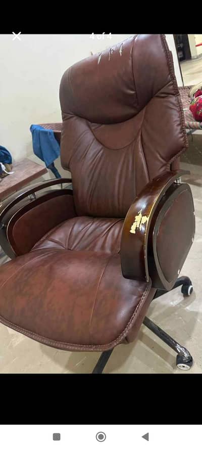 Executive Office/Boss Chair for Sale