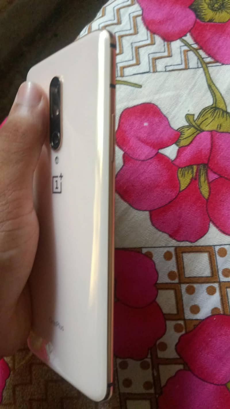 One Plus 7 Pro 2