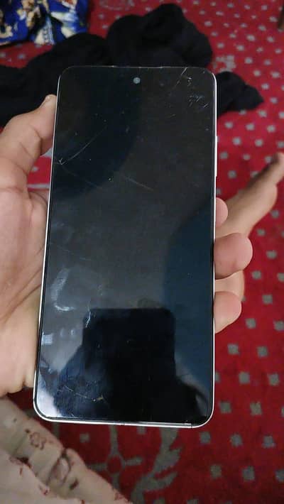 Infinix Smart 8 Pro koi masla nhi ha bas screen damig ha Tory si
