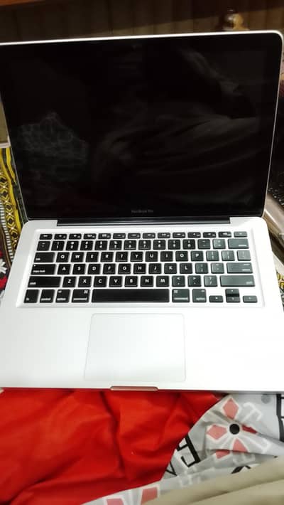 i5 8gb 300gb 03051848778