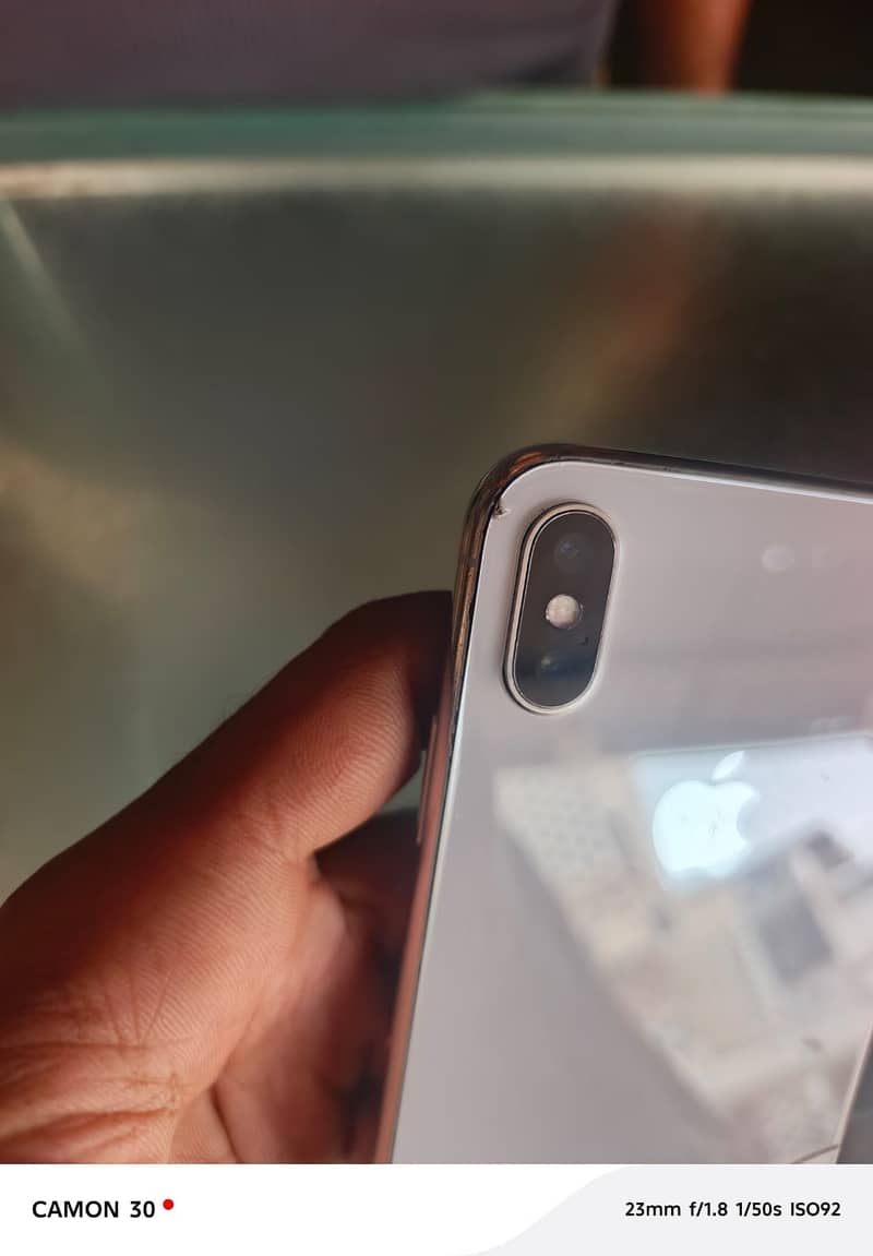 Apple iPhone X 5