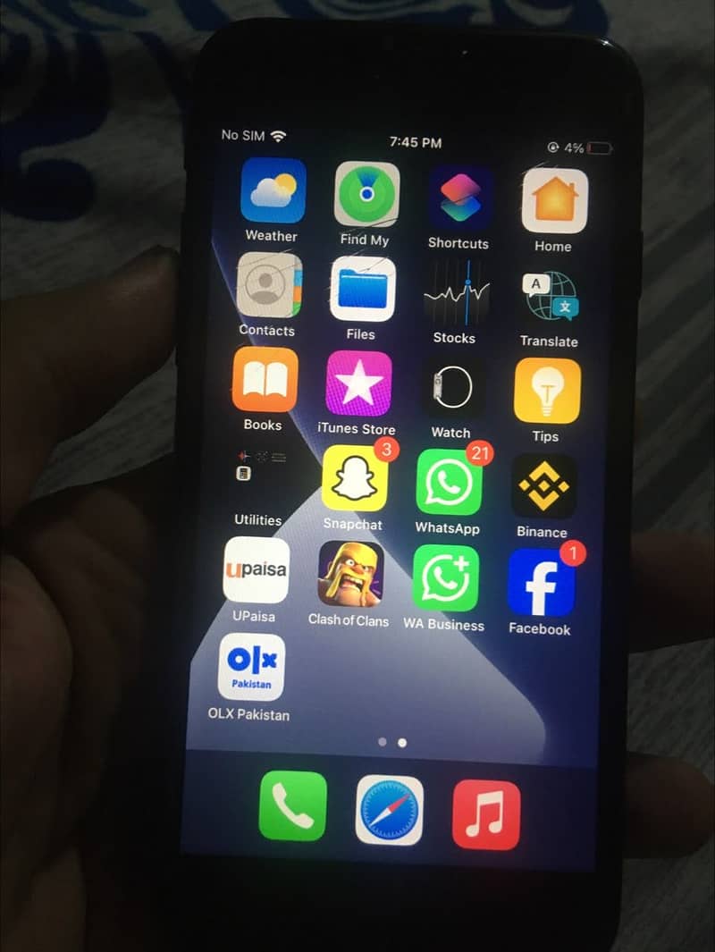 Apple iPhone 7 5