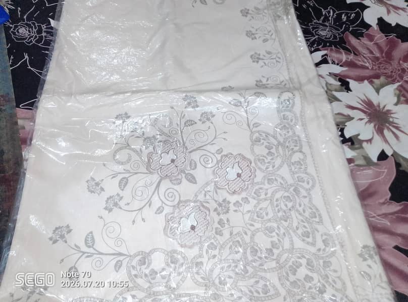 Deluxe bed sheets 10