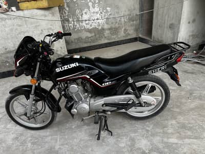 Suzuki 110s 20/21 model  1st owner
