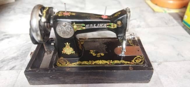 Salika sewing machine