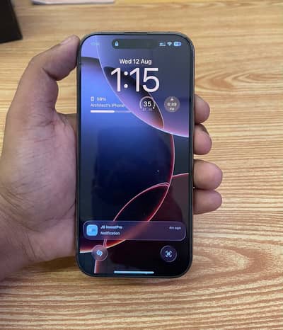 Apple iPhone 16 Pro