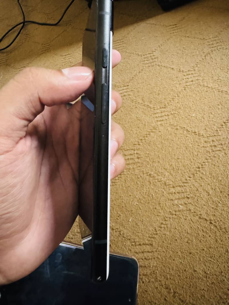 Google Pixel 6a 4