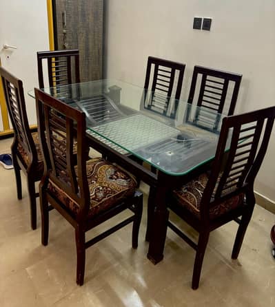 Dinning Table for sale